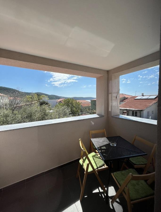 Apartments By The Sea Martinscica, Cres - 14334 Exterior foto